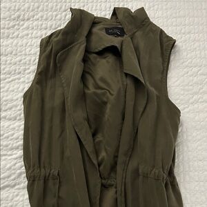 BE COOL Olive Sleeveless Vest